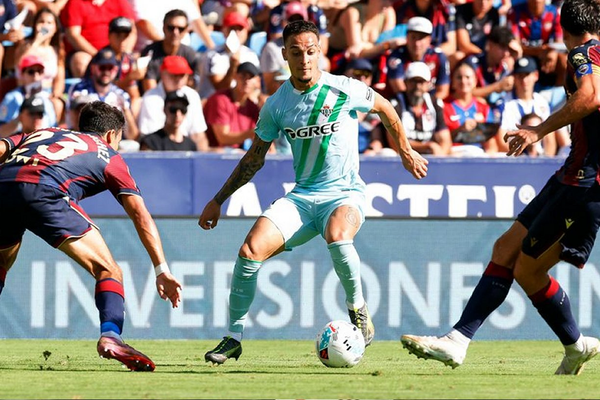 Read more about the article Bintang Real Betis Antony: Atletico Madrid melakukan pendekatan, tetapi…